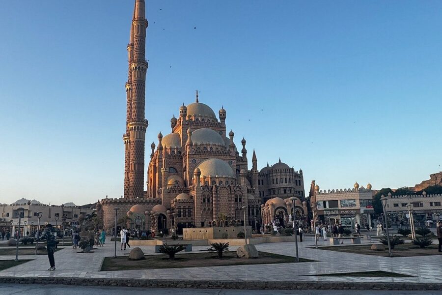 Giro Citta' Sharm el Sheikh da Dahab: Naama Bay e Mercato Vecchio