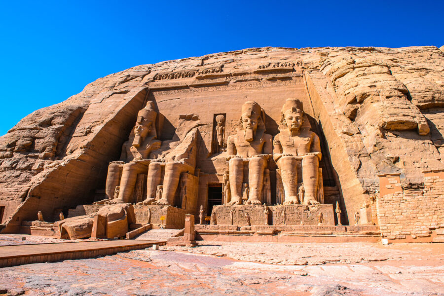 Spettacolare Escursione Abu Simbel da Assuan con autobus: Templi di Ramses II