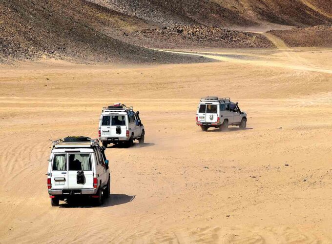 Safari in Jeep da Makadi Bay