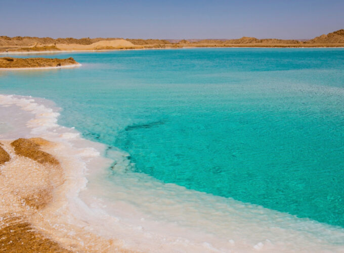 Tour di 4 Giorni e 3 Notti: Oasi di Bahariya e Dakhla dal Cairo