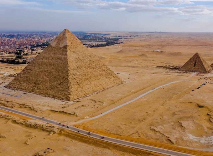 Tour Cairo 1 Giorno da Dahab in Bus – Piramidi & Museo Egizio