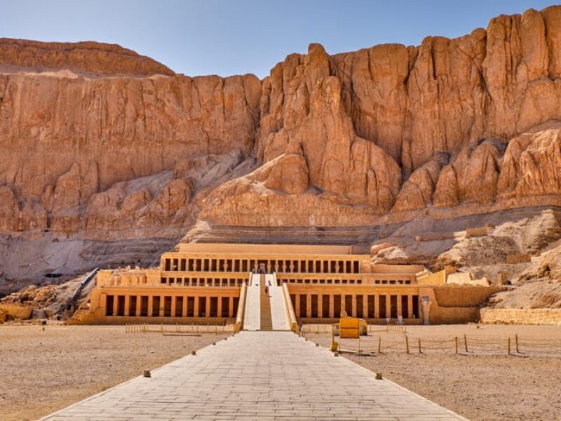 Trip to luxor from marsa alam by bus