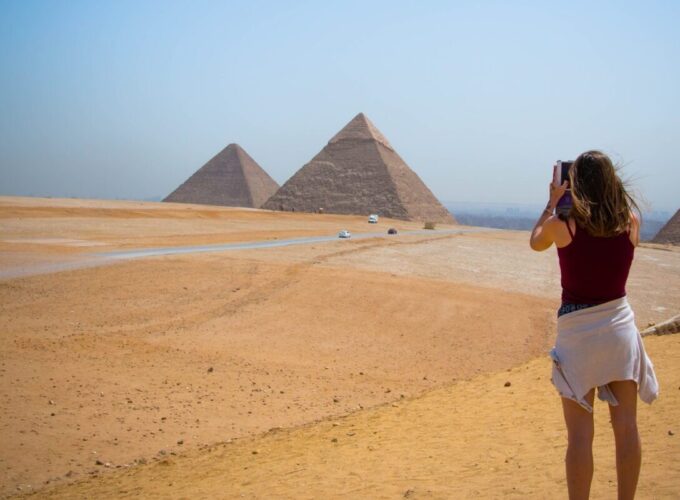 Escursione da Sharm El Sheikh al Cairo in aereo