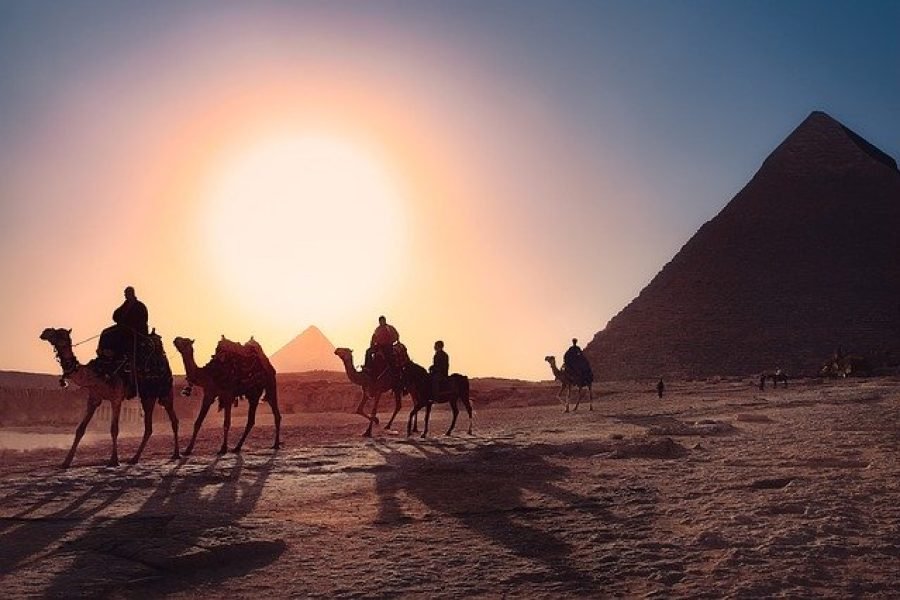 Camel Ride through the Pyramids - Excursions in the Cairo Desert