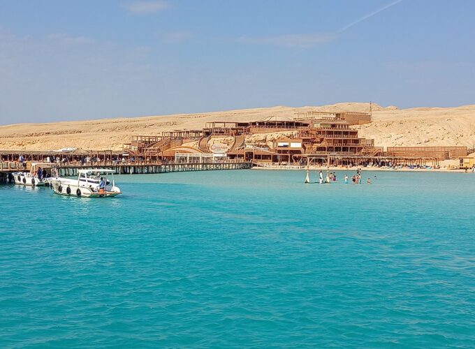 Orange Bay in Speedboat da Sahl Hasheesh
