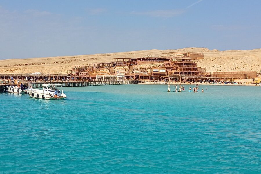 Orange Bay in Speedboat da Sahl Hasheesh