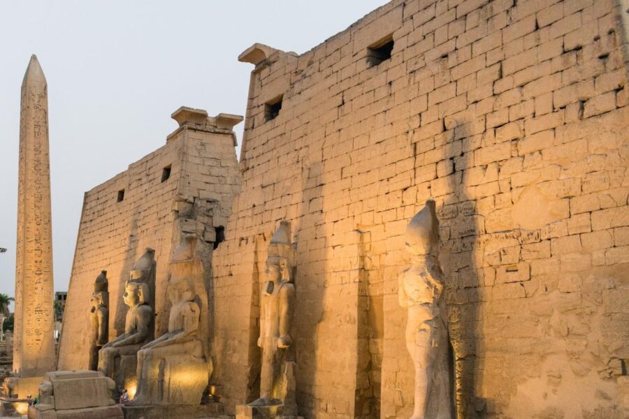 Tour 2 giorni Luxor e Abu Simbel da Makadi Bay
