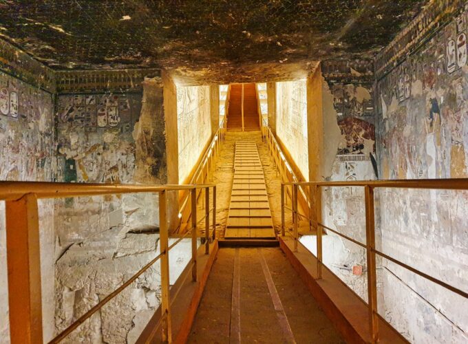 Crociera sul Nilo Nilo Quest: Tour Guidato da Luxor ad Assuan