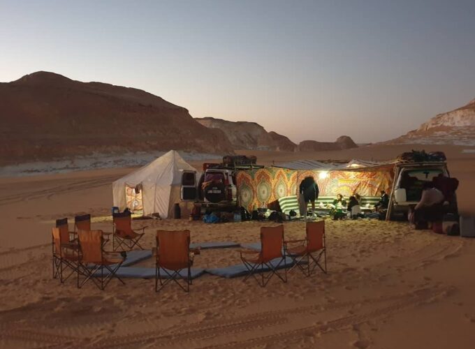 Safari in Jeep Sinai 4 giorni: Avventura Guidata nel Deserto